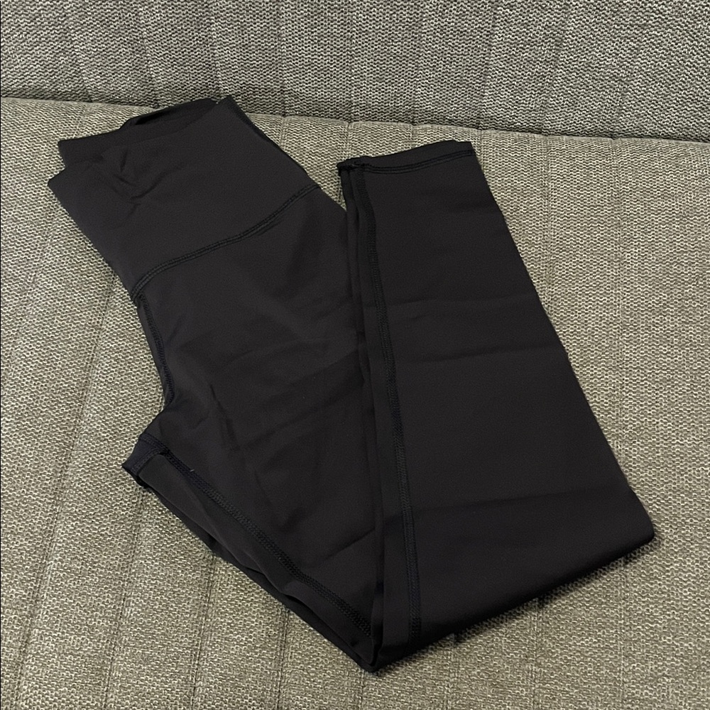 Women’s black leggings